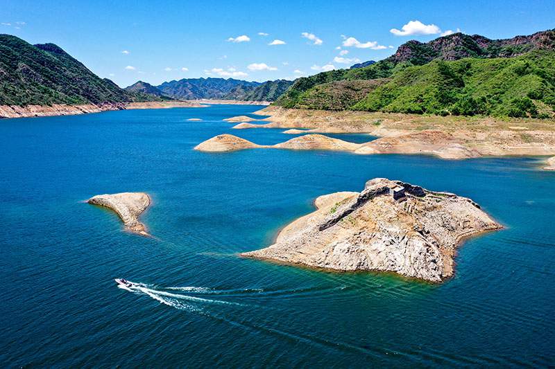 “水下长城”修缮忙